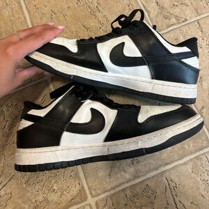 Nike Panda Dunks